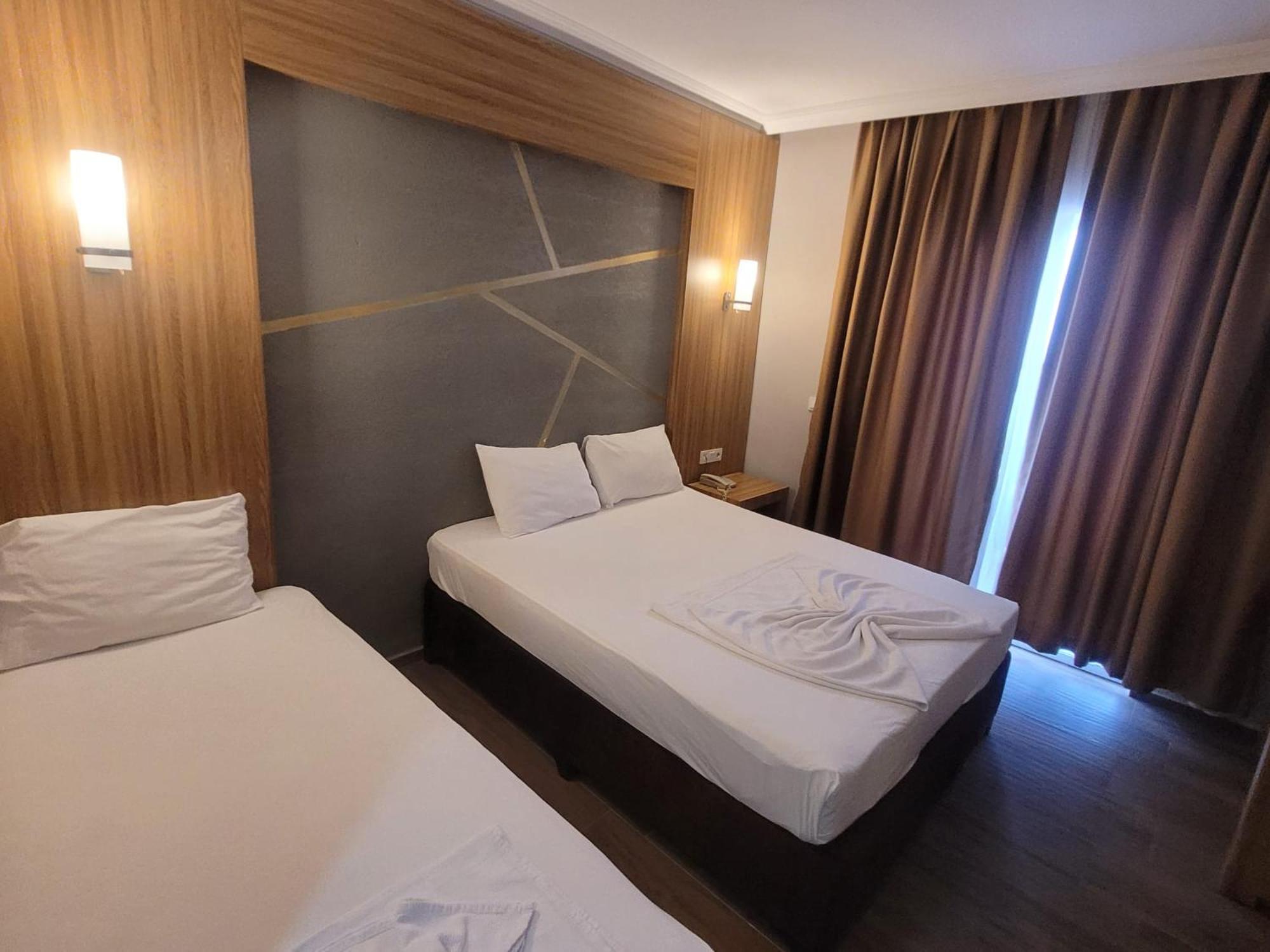 Hotel Dionisus Spa Resort เบเลก ภายนอก รูปภาพ