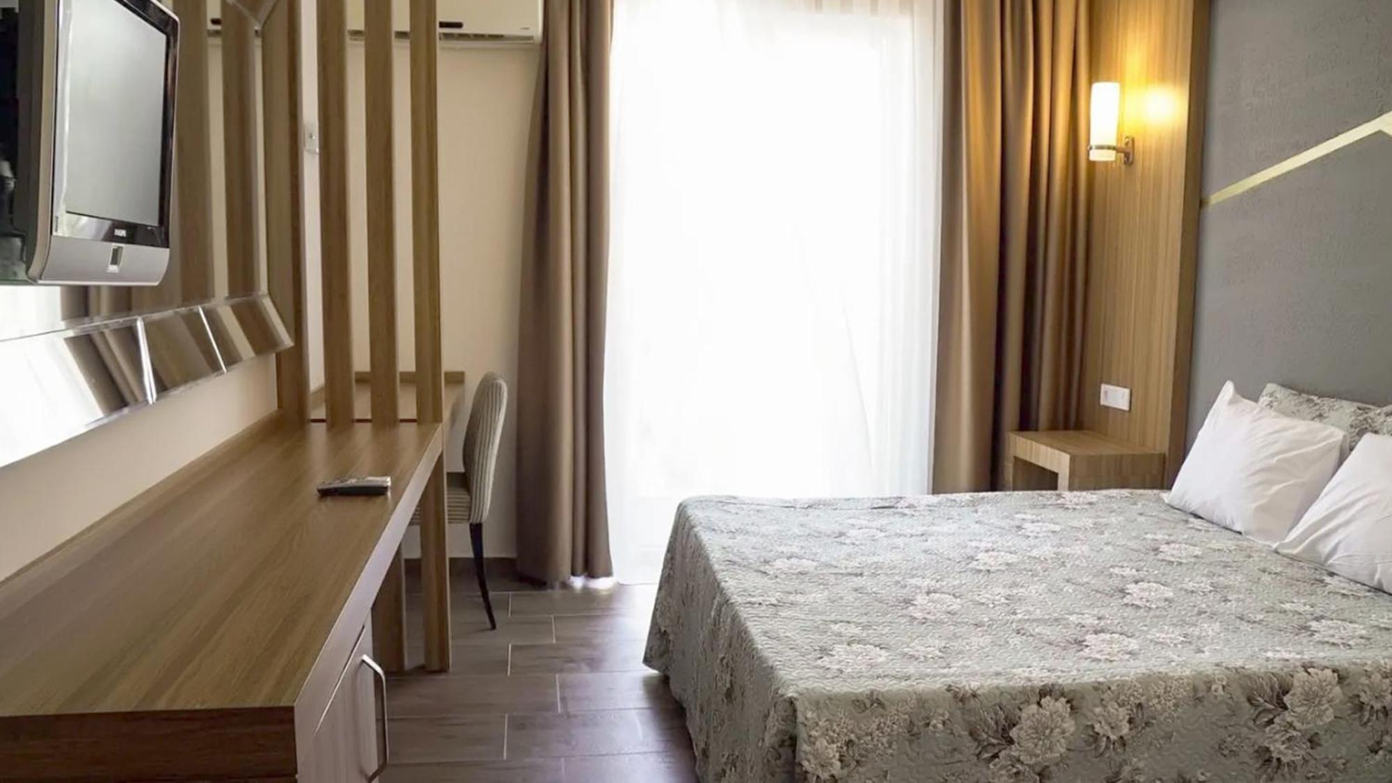 Hotel Dionisus Spa Resort เบเลก ภายนอก รูปภาพ